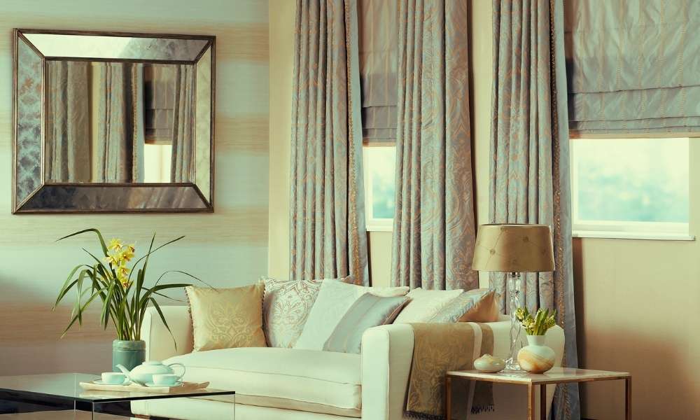What Color Curtains Go With Brown Sofa