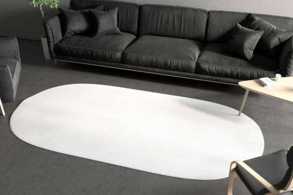 Utilize The Round Carpet To Make A Point Of Convergence