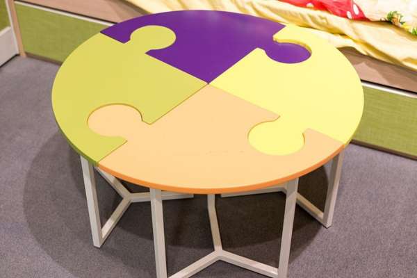 Mixing And Matching Round Tables With Other Shapes