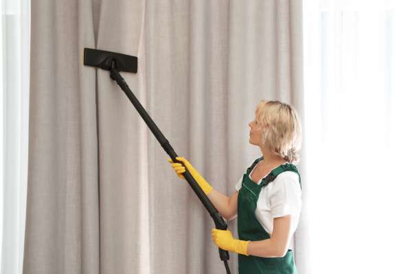 Advantages Of Curtain Steam Cleaning