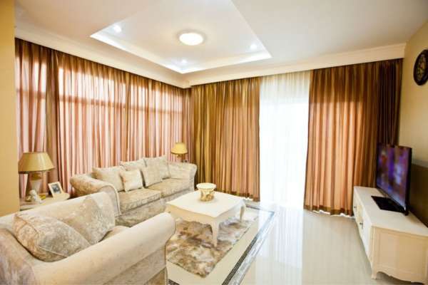 Dramatic Sheer Curtains For The Living Room