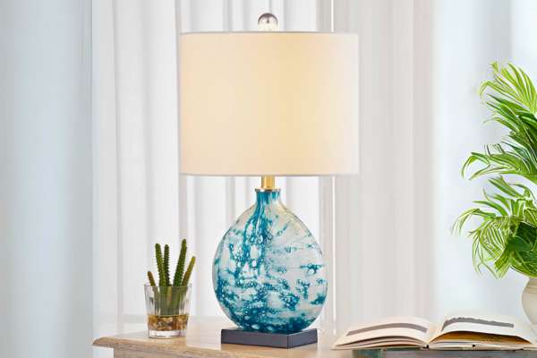 Coastal Right Lamp Style