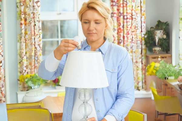 Remove Lampshade And Bulb To Rewire A Table Lamp