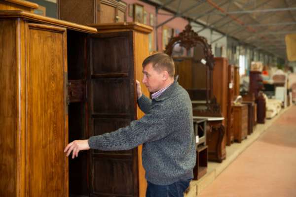 Identifying Authentic Antique Dressers