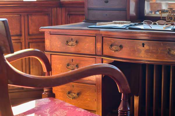 Traditional Wooden Dressers