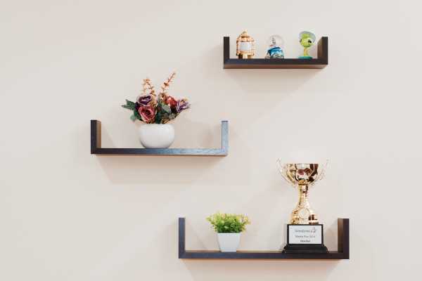 Mounting Shelves With Toggle Bolts For Heavy Items