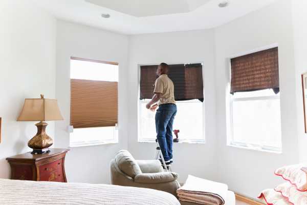 Shades Modern Living Room Window Treatments