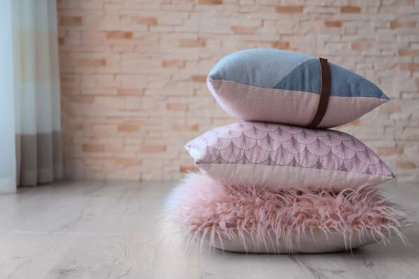 Deodorizing Your Throw Pillows