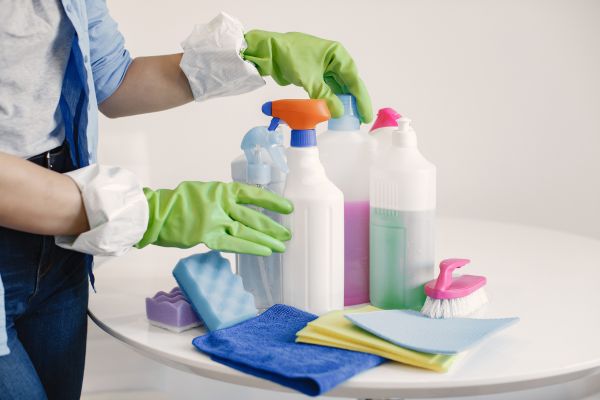 Preparing a Cleaning Solution